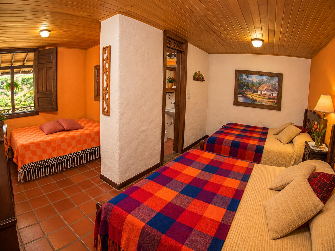 Habitación 1 — Casa Heliconia